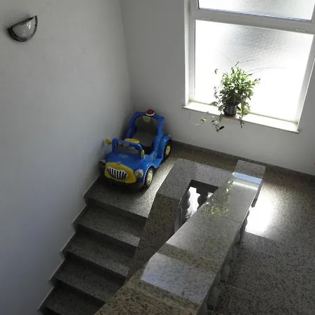 In With Air Conditioning, Washing Machine